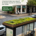 Aperçu d'un abribus avec un toit végétalisé à Leicester, symbolisant l'innovation en matière d'urbanisme écologique.