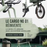 Un élégant vélo cargo en milieu urbain, prêt à transporter des marchandises.